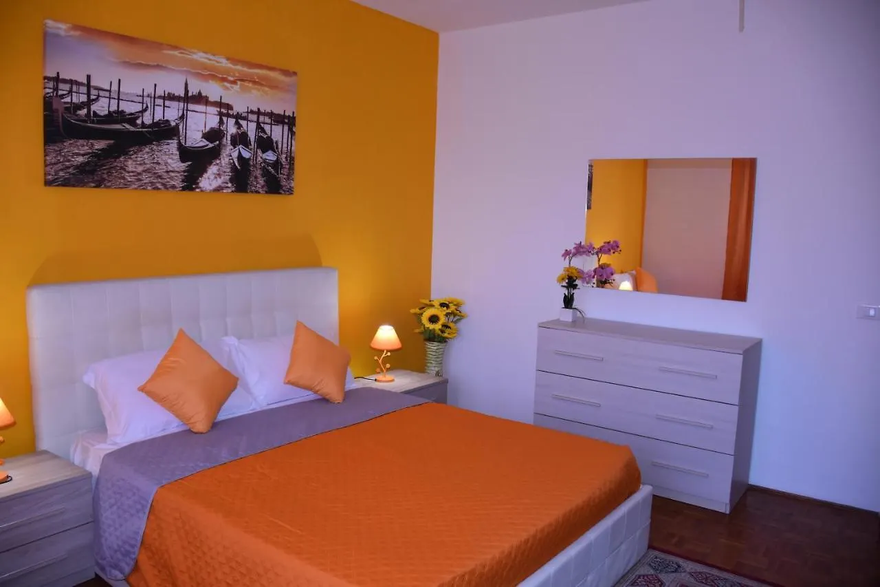 Venice Day Apartment Mestre 0*,  Italy